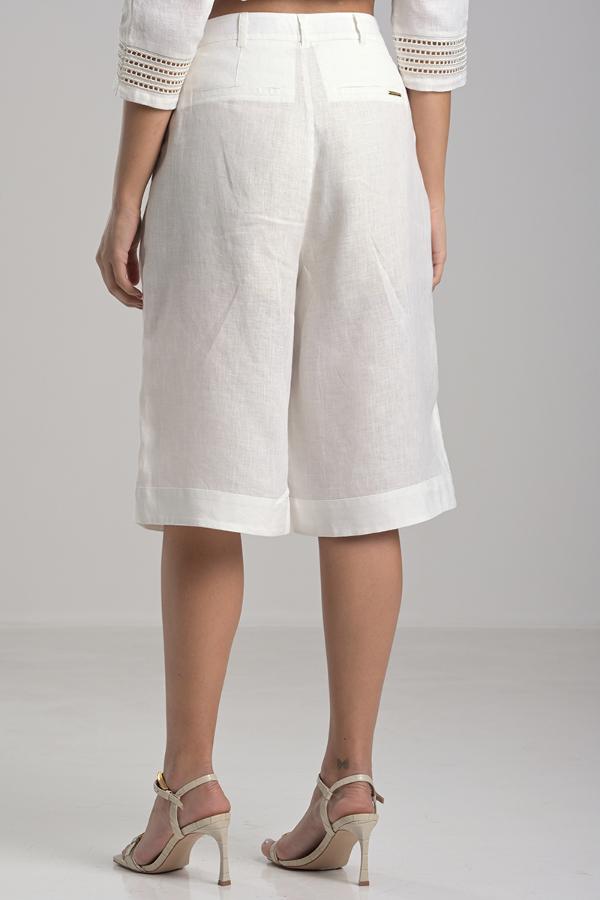 ELONGATED BERMUDA WITH PLEATS