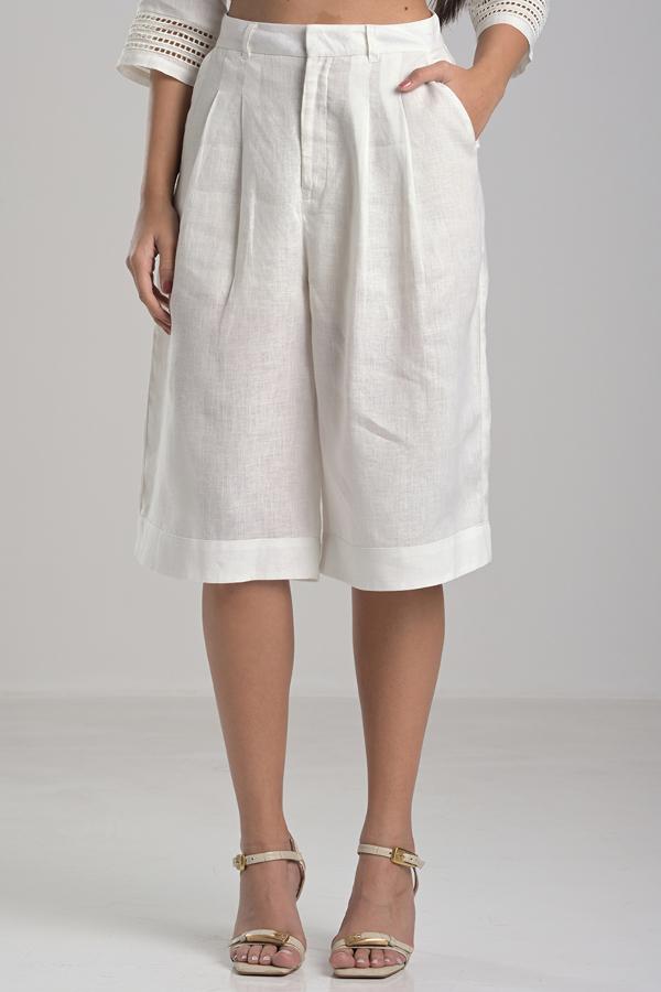 ELONGATED BERMUDA WITH PLEATS