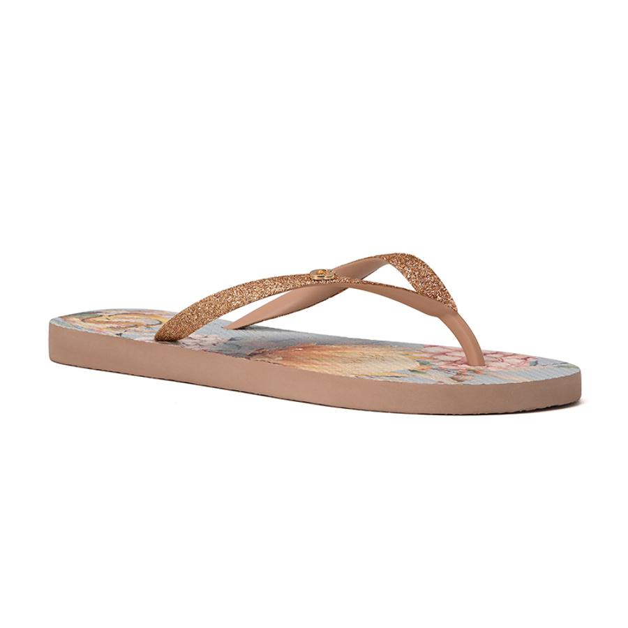 SANDAL