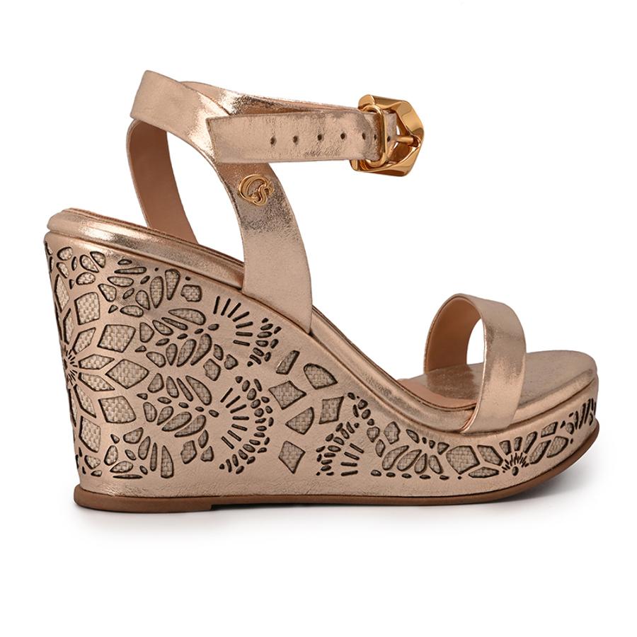 Anabela Dourada Laser Cutouts
