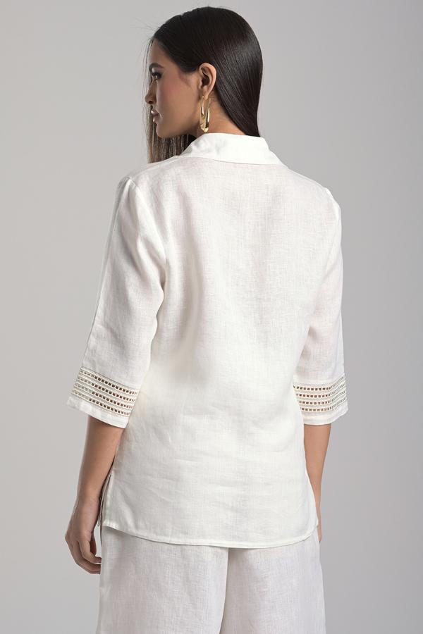 FRONT DETAIL BLOUSE